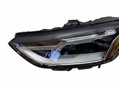 Audi 8W0-941-011-B
