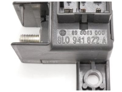 Audi 8L9-919-051-J