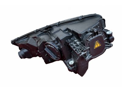 Audi 8W0-941-044-B