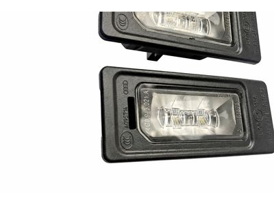 Audi 4G0-943-021-A
